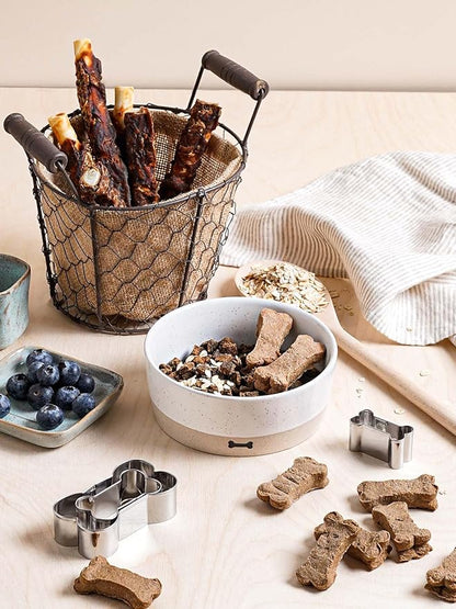 LE TAUCI PET Dog and Cat Bowl Set with Acacia Wood Tray - 2 Cup Ceramic Puppy Bowls for Cats &Small Dogs, Dual Food and Water Bowls with Weighted Non-Slip Base