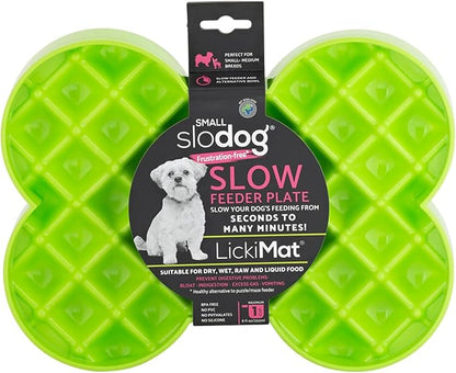 LickiMat Small Slodog Suitable for Wet Food, Raw Food, Kibble and Treats. Perfect Feeder for Small and Medium-Sized Dogs. No Gulp and No Frustration. (Green)