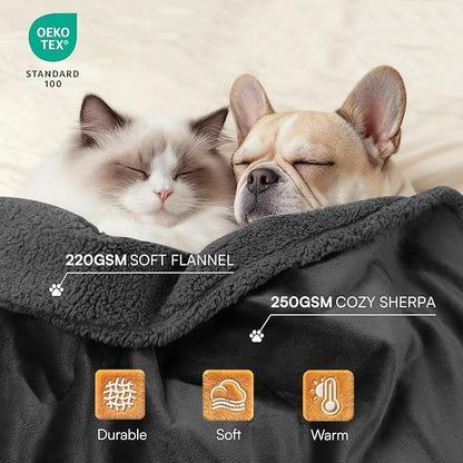 Waterproof Pet Blanket, Liquid Pee Proof Dog Blanket for Sofa Bed Couch, Reversible Sherpa Fleece Furniture Protector Cover for Small Medium Large Dogs Cats, Black Medium（57" x 40"）