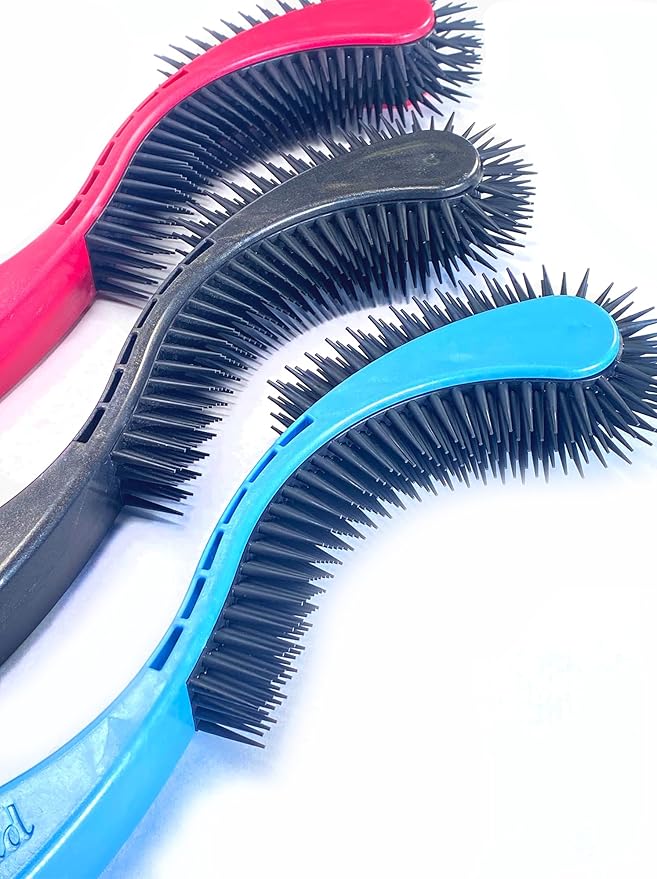 Cat Brush, Blue. Designed for Comfort, Created for Cats and Dogs. Ergonomic shape promotes stress free grooming. Great for long to short haired cats. Made in the USA.