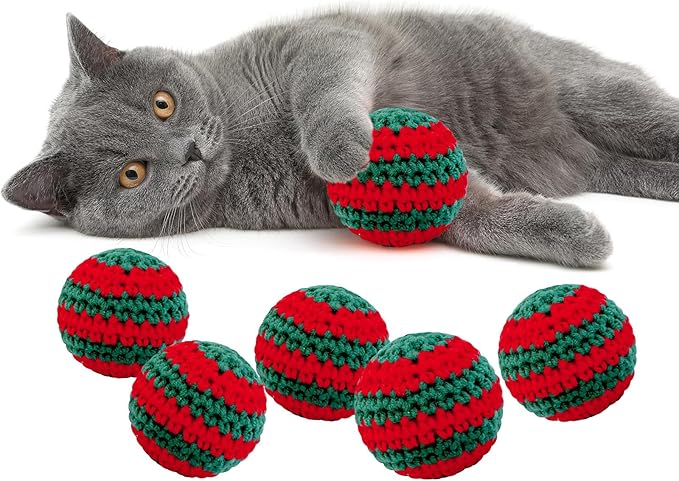 Christmas Cats Ball Toy with Bell Inside, 6Pcs Hand-Knitted Indoor Woolen Yarn Cat Toys Jingle Bell Balls, Kitten Interactive Toys for Hunting/Kicking/Chasing