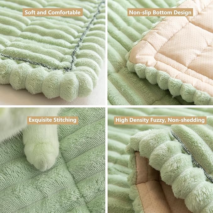 Dog Bed Mat for Car Backseat Extender, Non-Slip Pet Bed Mat for Car Back Seat Protector Cover, Furry Dog Couch Cover, Washable Travel Dogs Bed for Cars, SUVs, Sedans. (51" x 24") (Green, M)