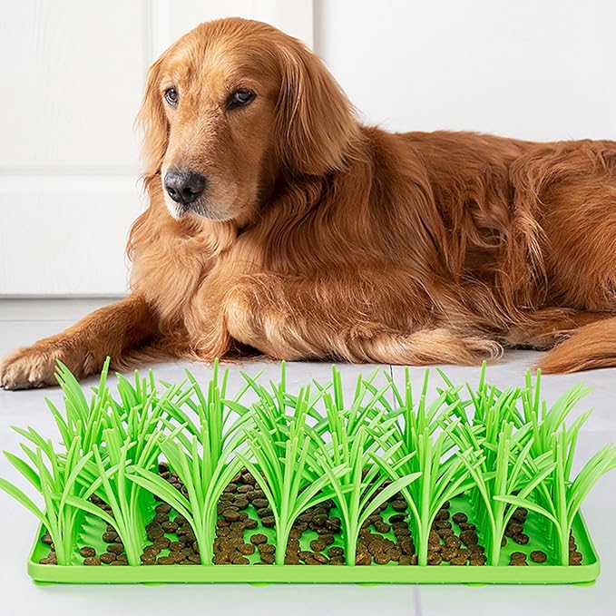 Lick Mat for Dog Silicone Interactive Green Grass Slow Feeder Mat with Non-Slip Suction Cups Soft Slows Down Mealtime Interesting Washable Lick for Cat, Puppy