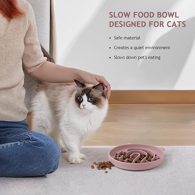 Coomazy Silicone Slow Feeder Dog Cat Bowls, Interactive Puzzle Toy for Pets Food Training, Keeps Dogs Cats Busy, Prevents Puppy Kitty Overeating (Dusty Pink, 1.4Cup)
