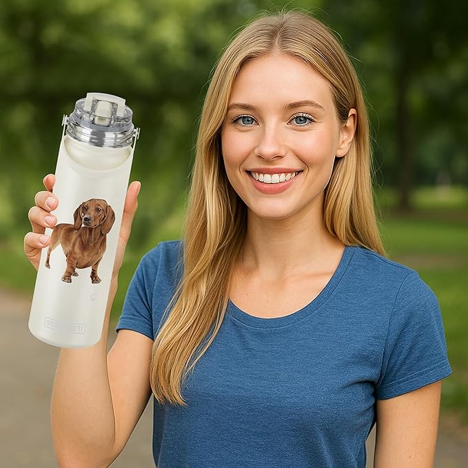 SERENGETI 24 Oz Water Bottle Stainless Steel with Spill Proof Lid - Double walled Vacuum Insulated water flask - Realistic 3D Print of your favorite dog (Dachshund red)
