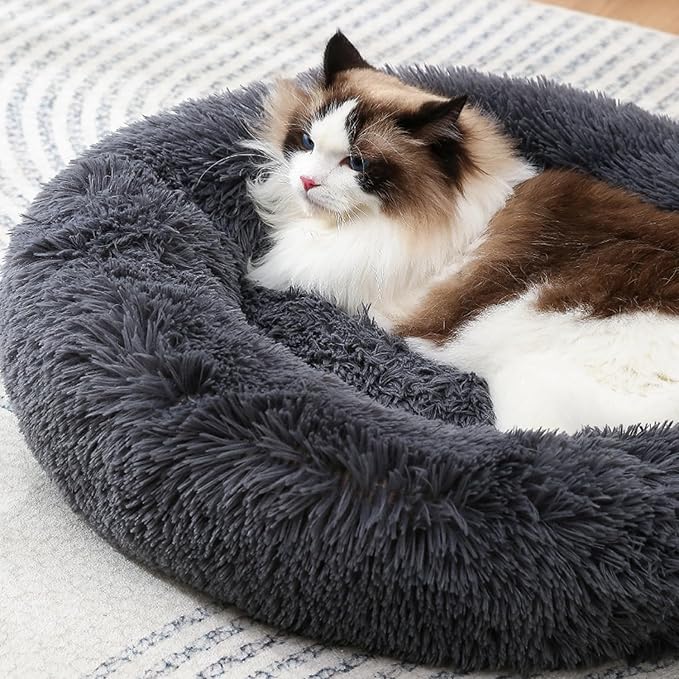 Plush Donut Cat Bed and Dog Bed Round Calming Pet Beds Fluffy Rabbit Cave Warm Dog Couch Non Slip Bottom for Pets Up to 10KG