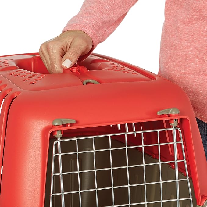 MidWest Homes for Pets Spree Travel Carrier – Hard-Sided Dog & Cat Carrier, Small Pet Travel Crate with Handle, Ventilated Design, Easy Assembly, 24-Inch, Red