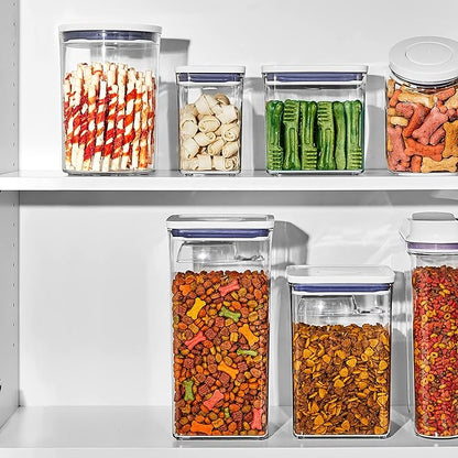 OXO Good Grips Pet POP Container – 2.8 Qt/2.6 L |Ideal for up to 3lbs of Dog Food or 2lbs of Cat Food | Airtight Dog and Cat Food Storage Container | BPA Free