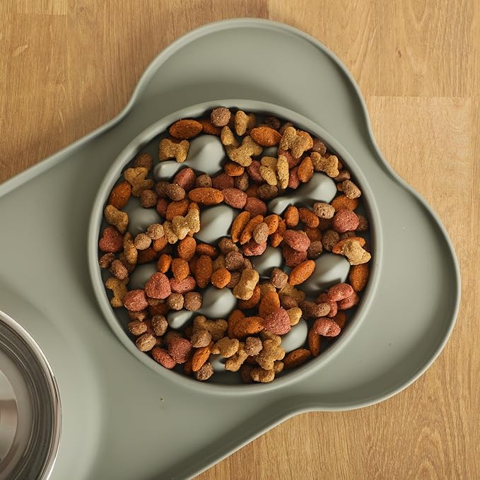 Gibson Home Curious Canines Slow Feeder Dog Bowl Set, 16” Bone Shaped Double Bowl, Silicone Base with Stainless Steel Insert, Anti-Gulp Feeding, Dishwasher Safe, Green